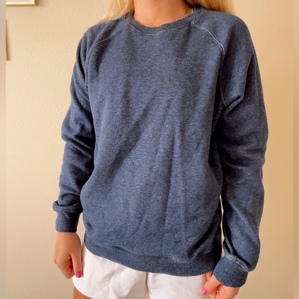 Fabletics size M crewneck